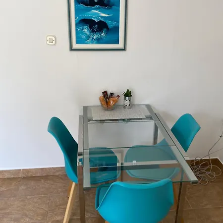 Mamma Mia 2 흐바르